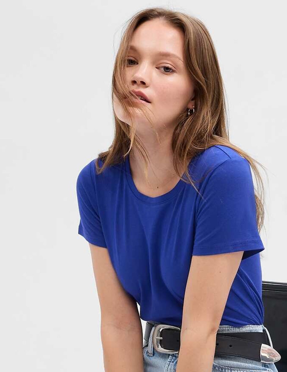 Playera manga corta cuello redondo para mujer