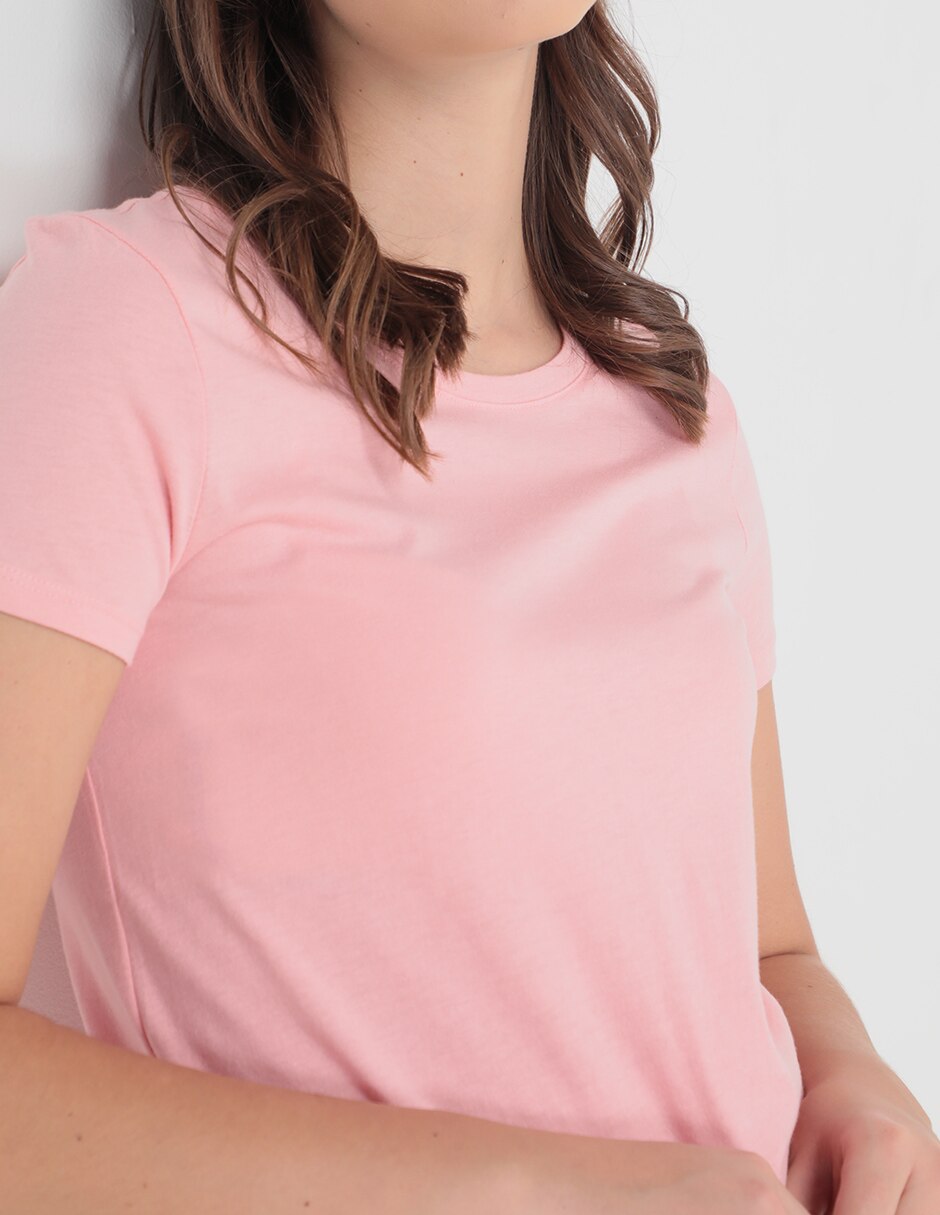 Playera manga corta cuello redondo para mujer