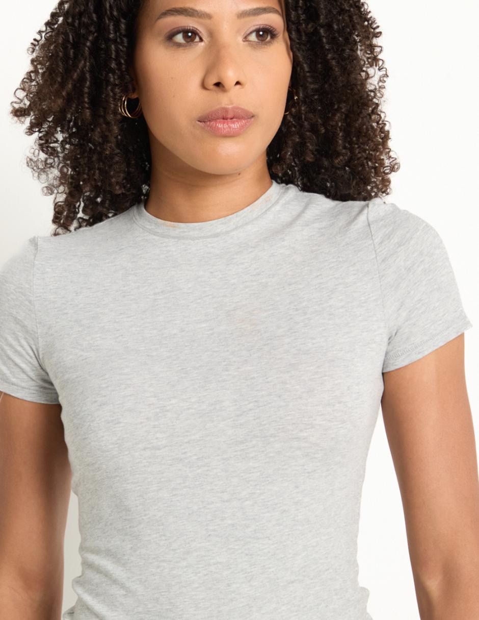 Playera manga corta cuello redondo para mujer