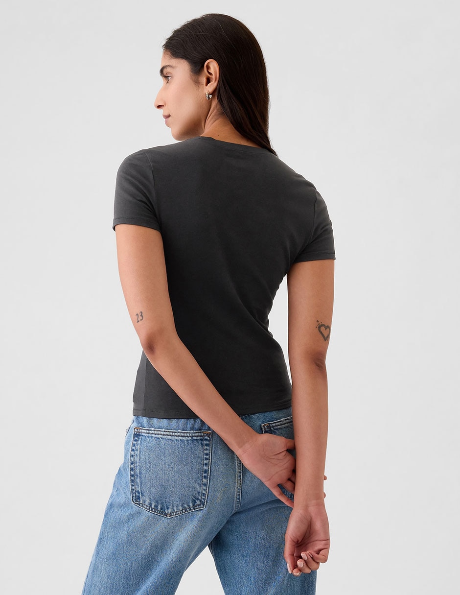 Playera manga corta cuello redondo para mujer 3