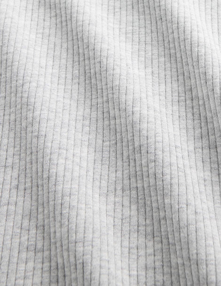 Playera manga corta cuello redondo para mujer 2