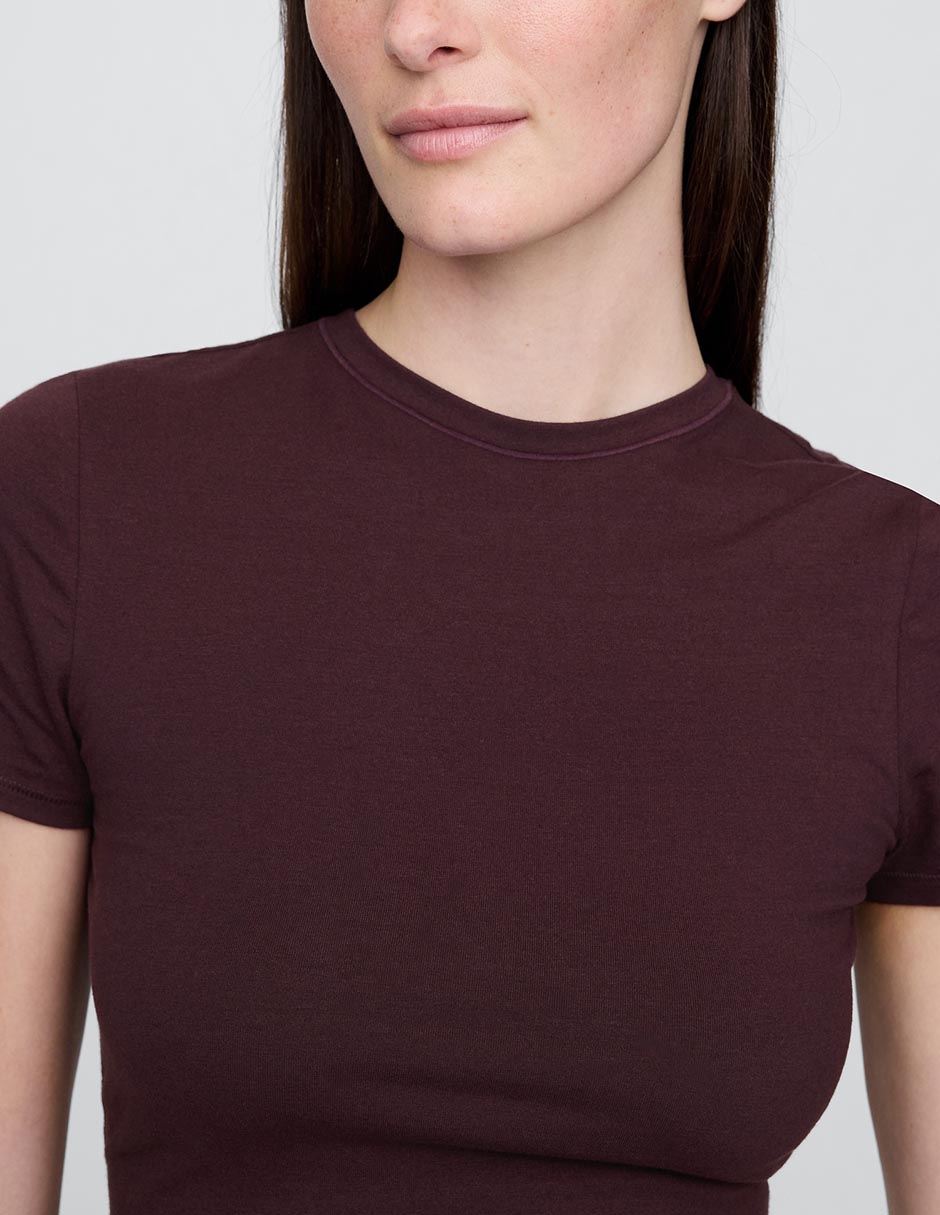 Playera manga corta cuello redondo para mujer 4