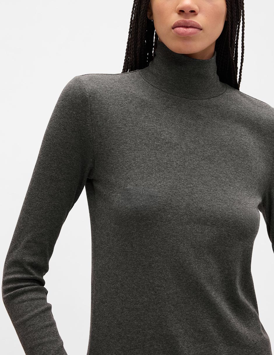 Playera manga larga cuello alto para mujer
