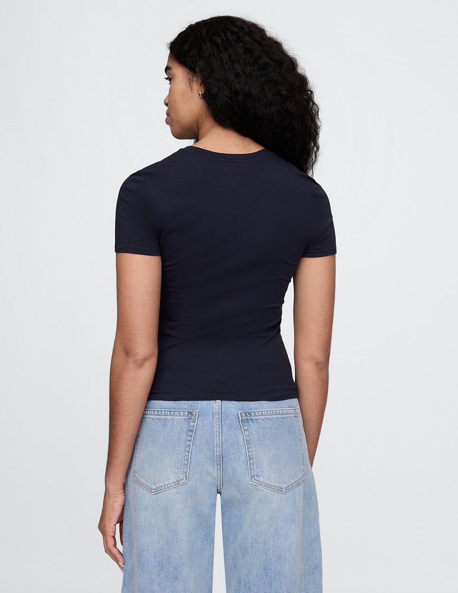Playera manga corta cuello redondo para mujer 3