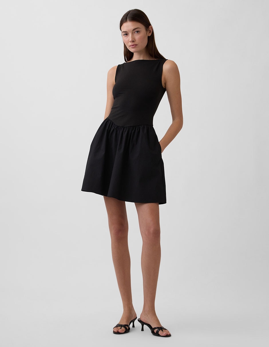 Vestido corto de fiesta escote regular Vestido corto de fiesta escote regular