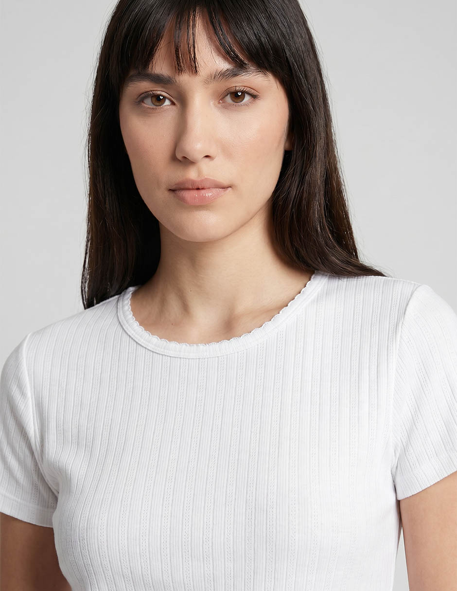Playera manga corta cuello redondo para mujer 4