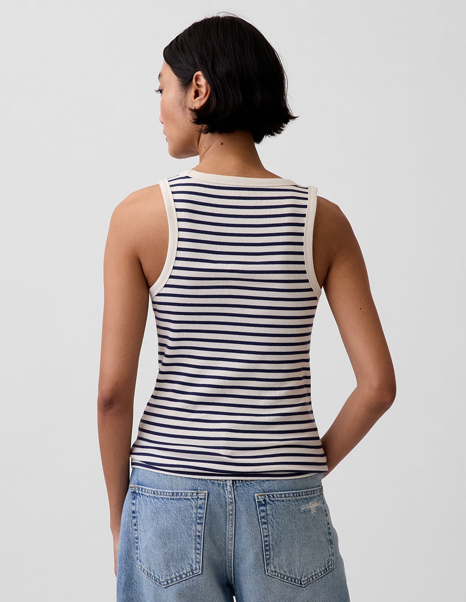 Playera tank cuello redondo para mujer