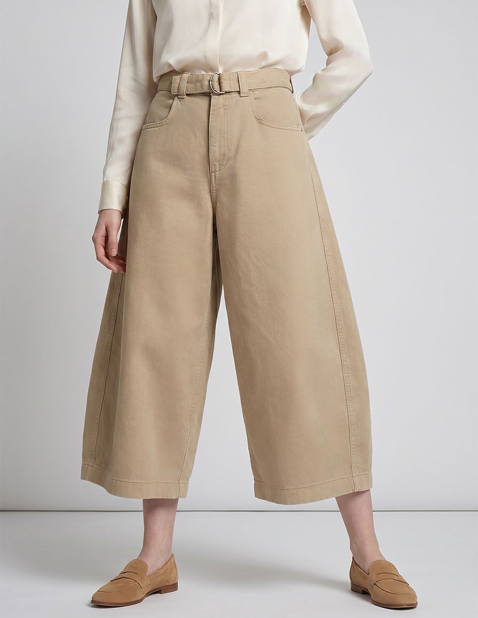 Pantalón capri amplio para mujer Pantalón capri amplio para mujer
