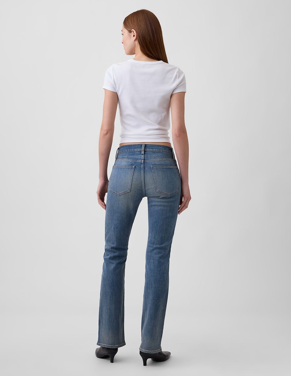 Jeans amplio corte media cintura para mujer 4
