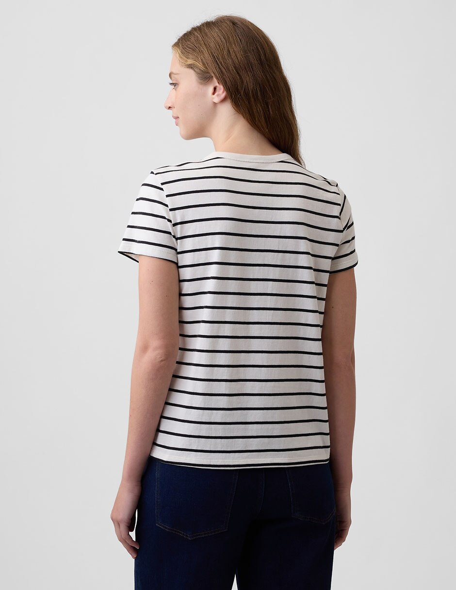 Playera manga corta cuello redondo para mujer 2