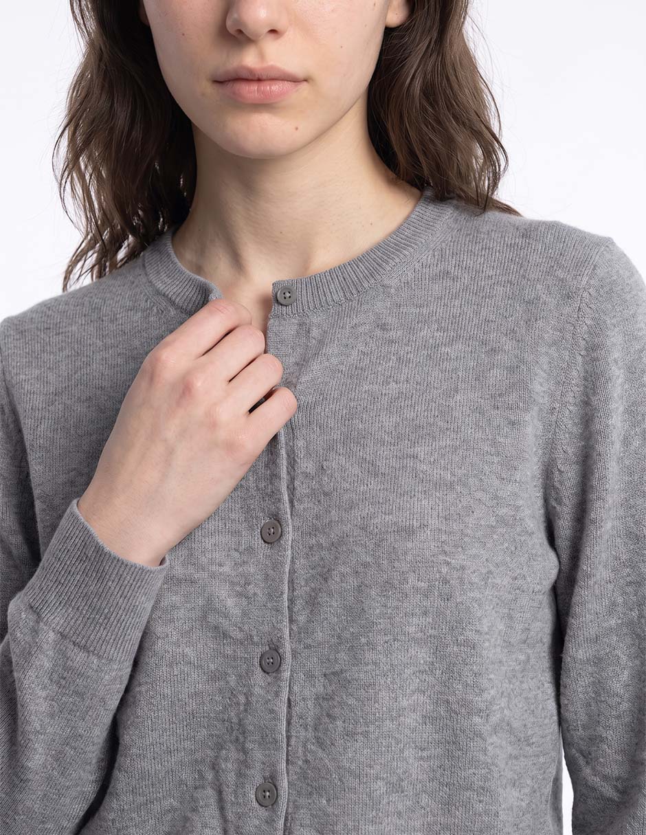 Suéter cuello redondo para mujer 4