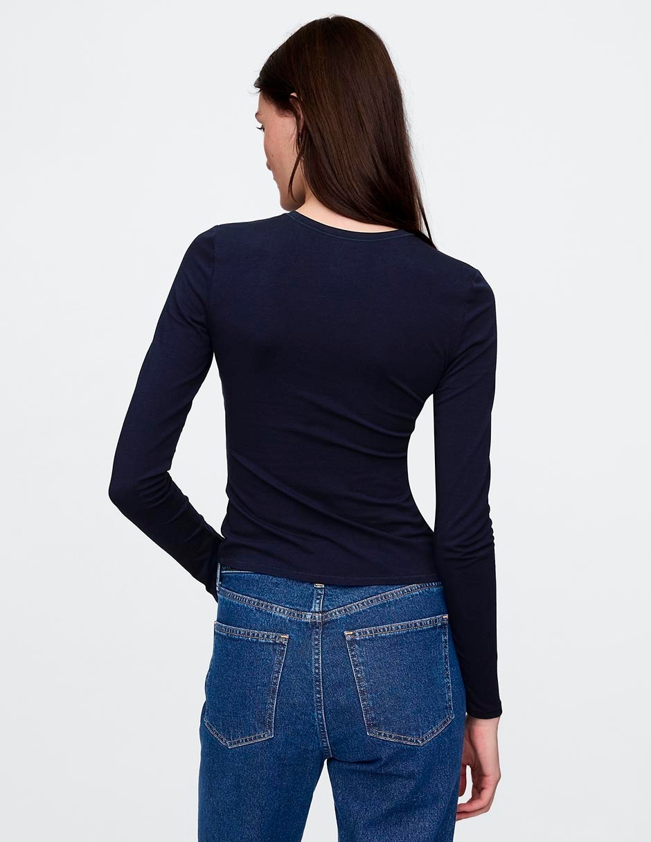 Playera manga larga cuello redondo para mujer 3